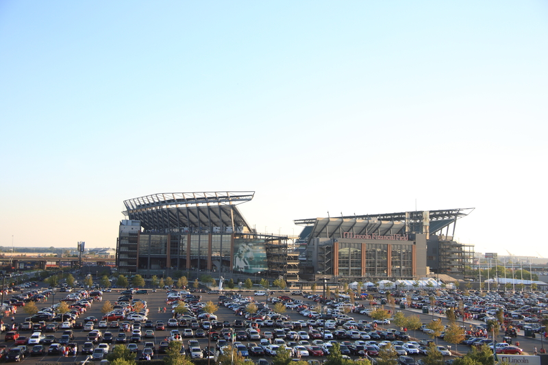 can you tailgate at lincoln financial field