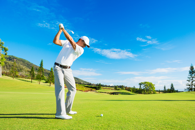 What is the Difference Between a Mulligan and a Handicap in Golf