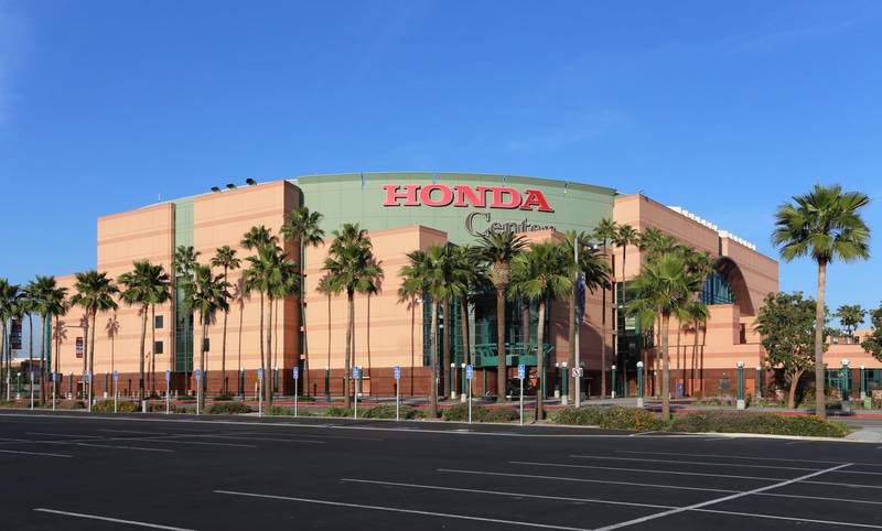 What the Prohibited Items that Fans Can’t Bring into Honda Center