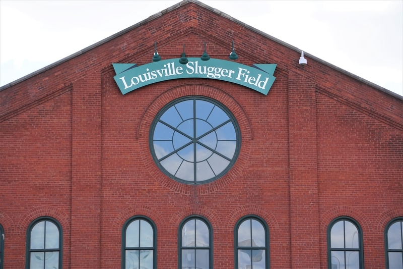 How Does the Louisville Slugger Field Team Review Bags